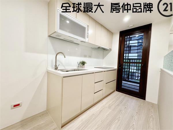 ✌江子翠站✌全新裝潢 挑高4米 一般事務所