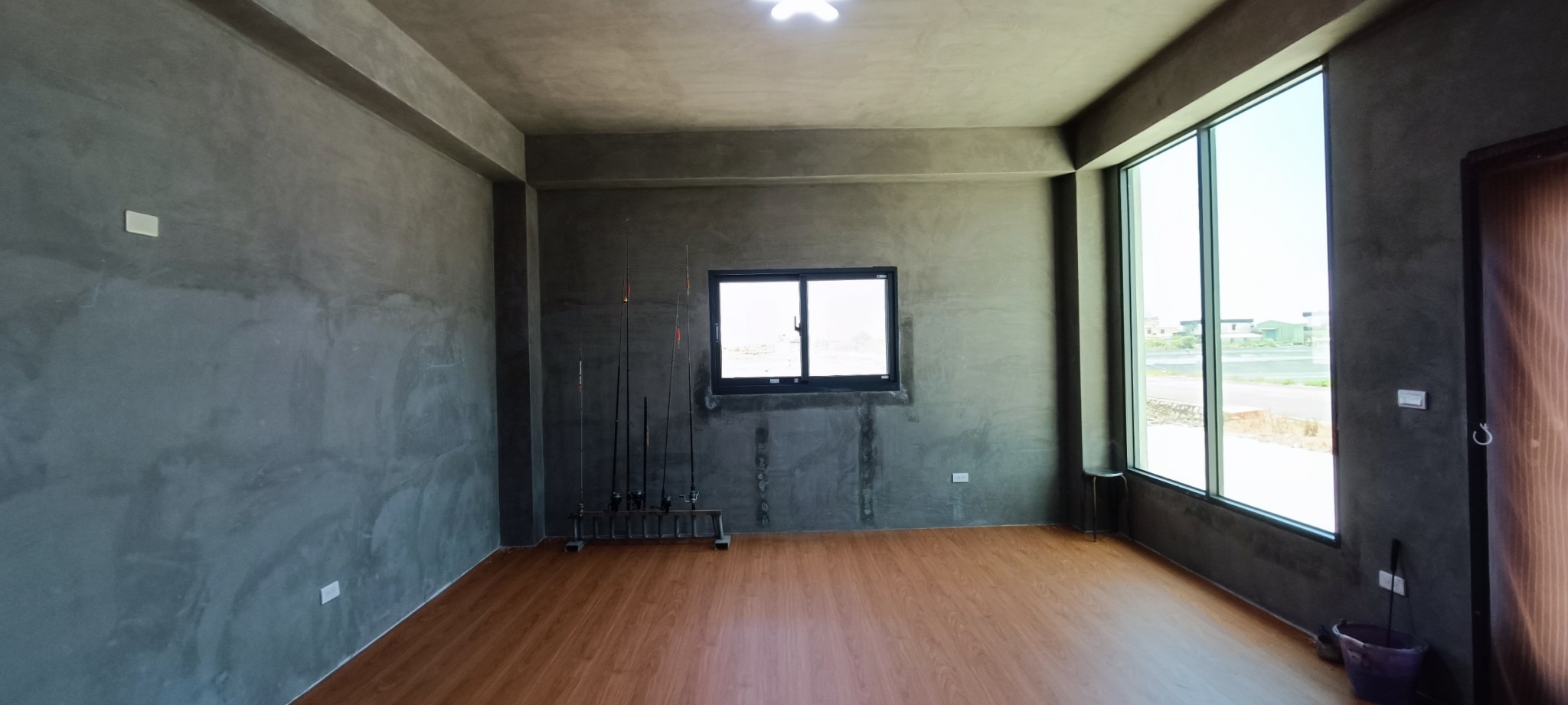 常興雙面路養殖渡假小屋