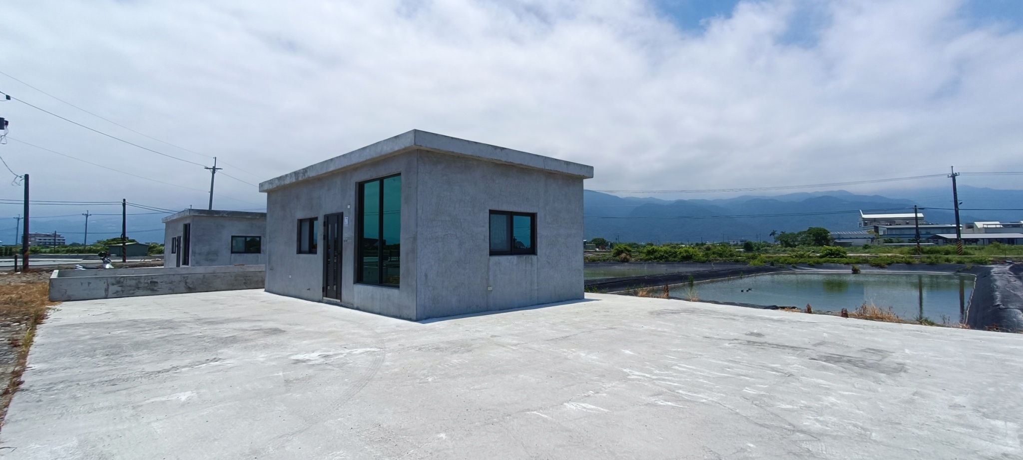 常興雙面路養殖渡假小屋