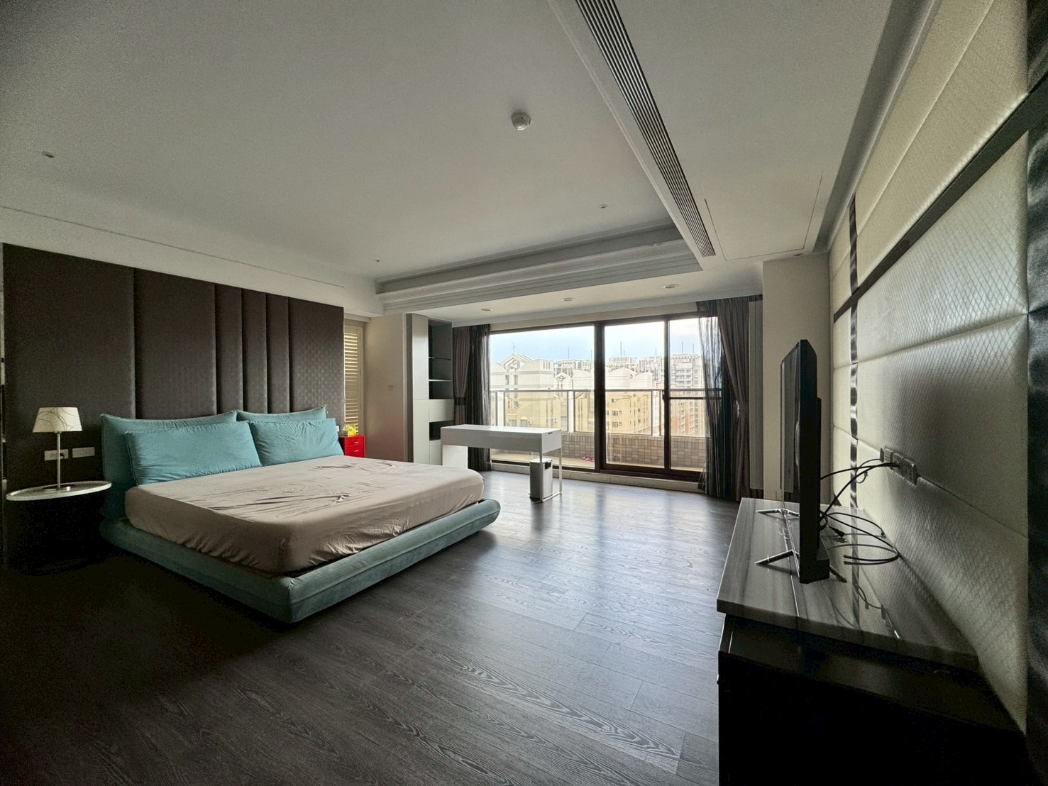 桃園中壢SOGO商圈〈海華大帝〉百坪氣派豪邸