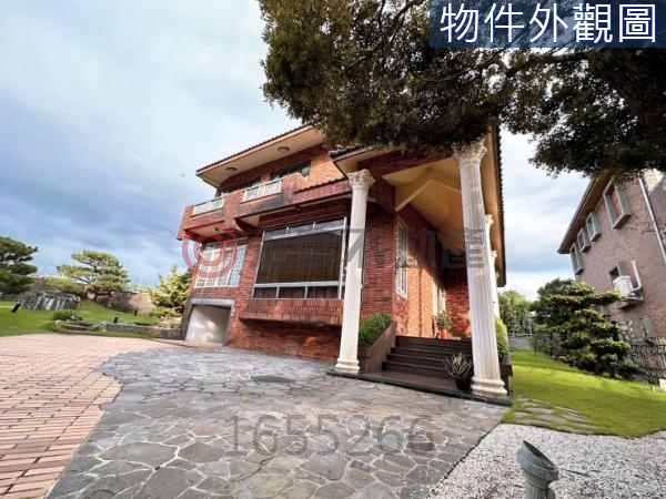 文中山莊 BMW後面 大地坪農舍 可停6台車