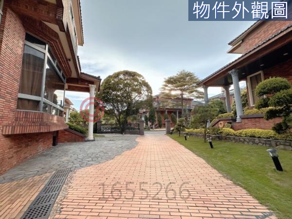 文中山莊 BMW後面 大地坪農舍 可停6台車