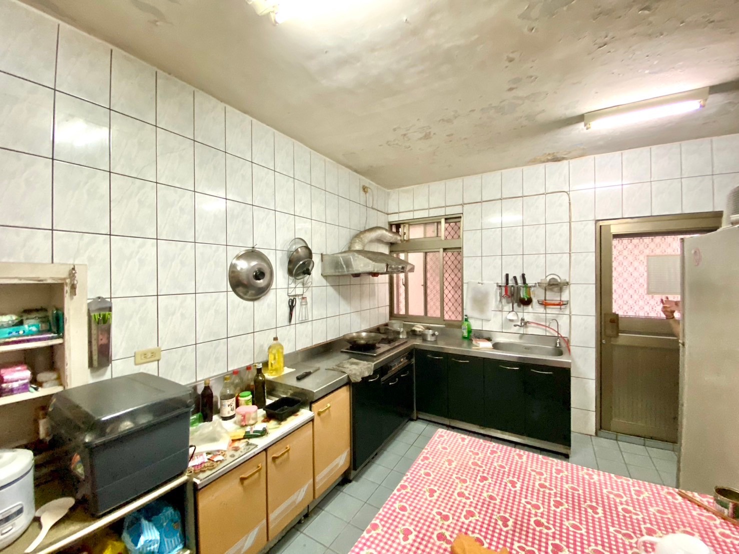 🏡【羅運旁稀有透天｜超大空間只要 698萬】