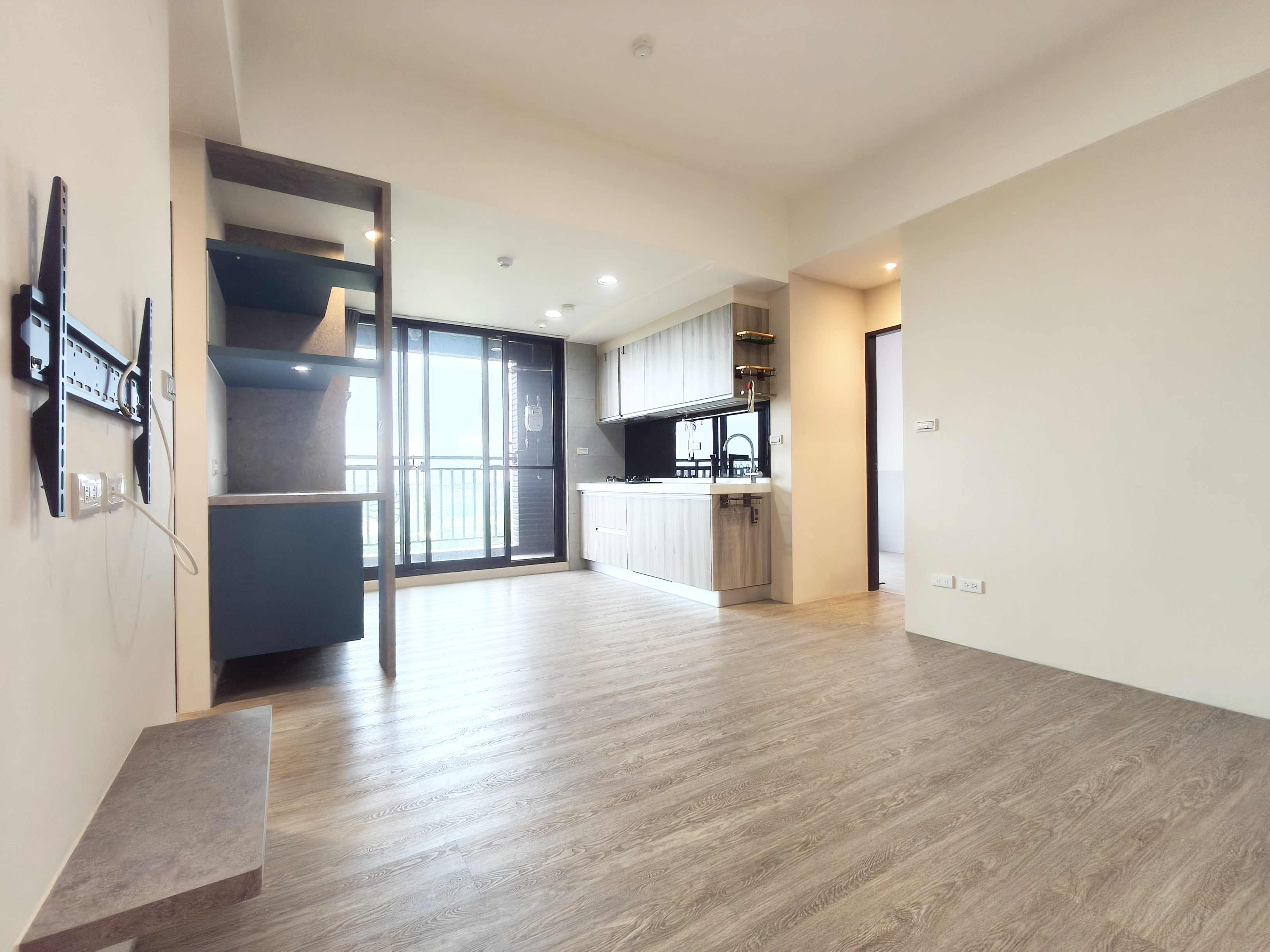 客運園區璟都文華三房