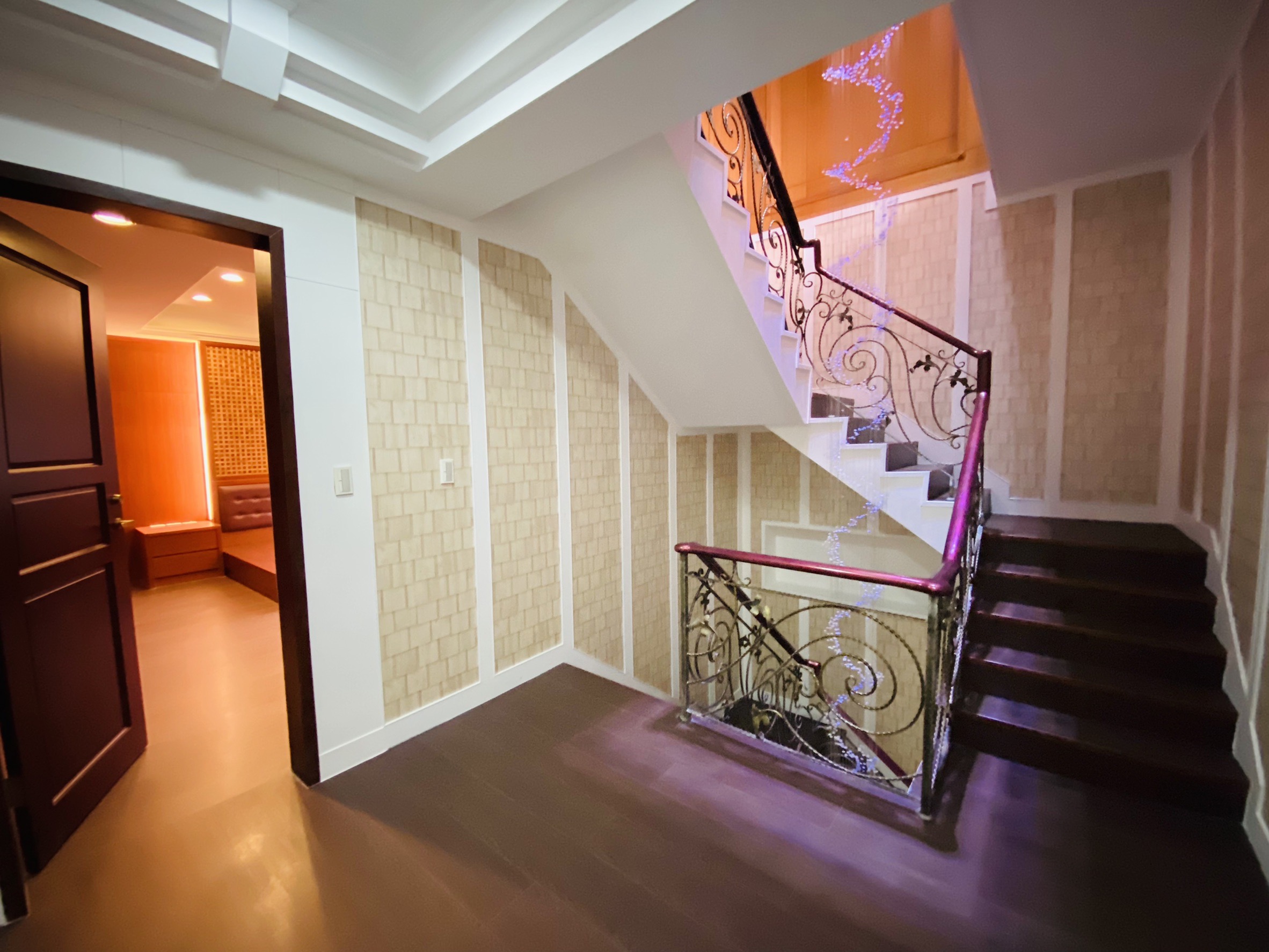 老闆們看過來!豪氣別墅⭐⭐⭐(桃園)中悦至寶電梯別墅