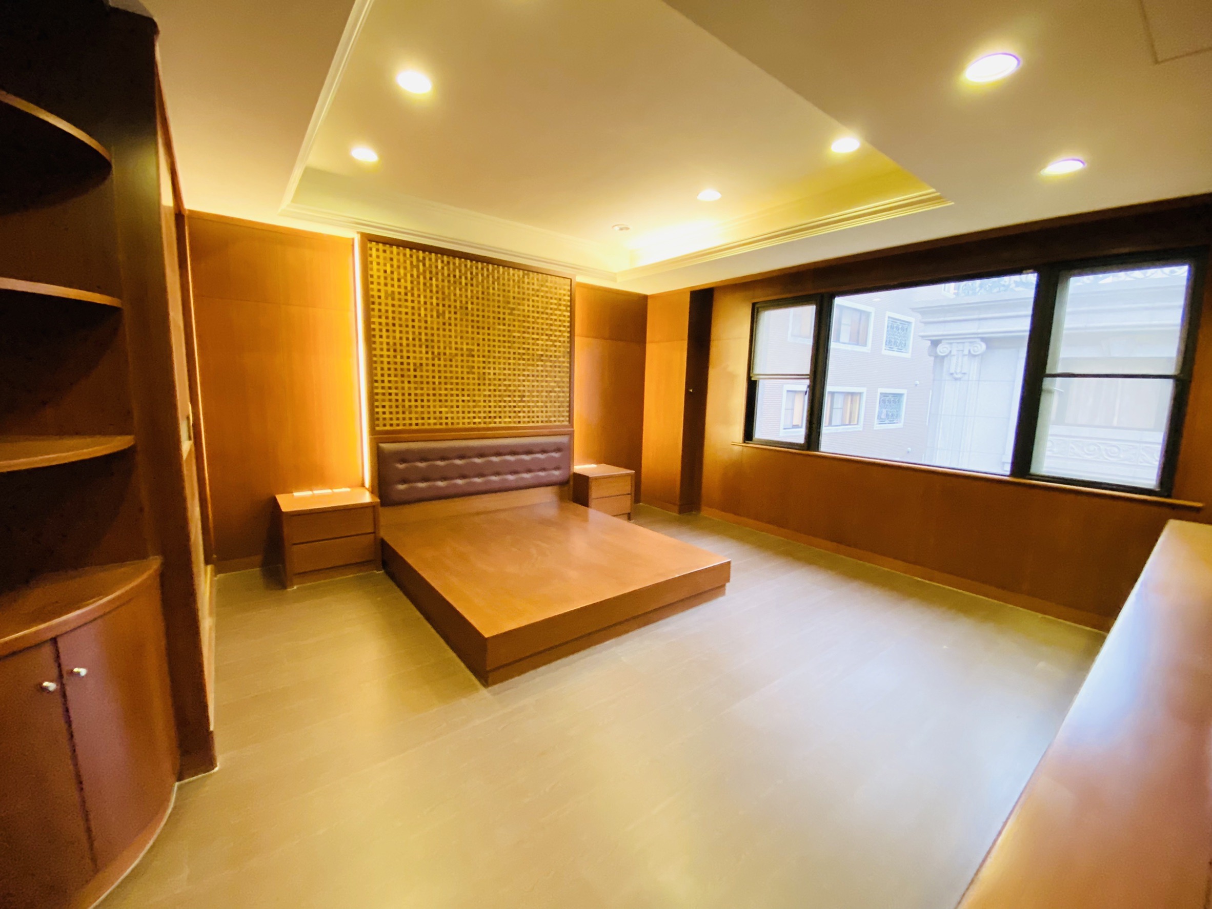 老闆們看過來!豪氣別墅⭐⭐⭐(桃園)中悦至寶電梯別墅