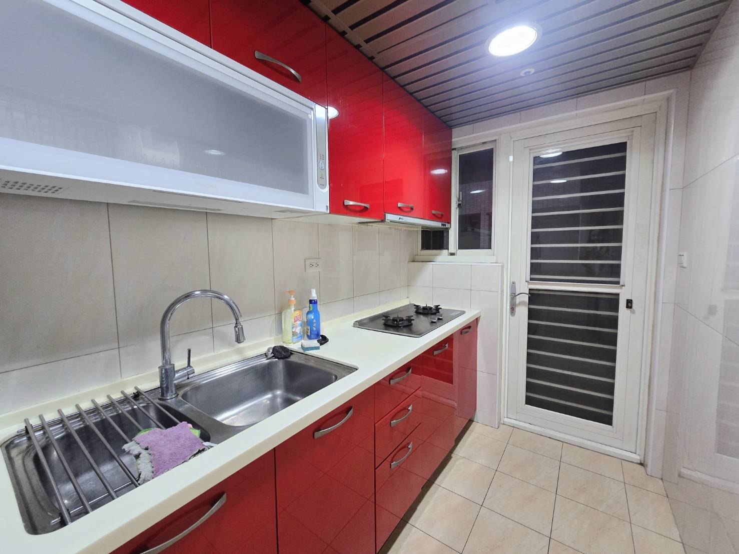 海華SOGO┃國際之星大三房車位