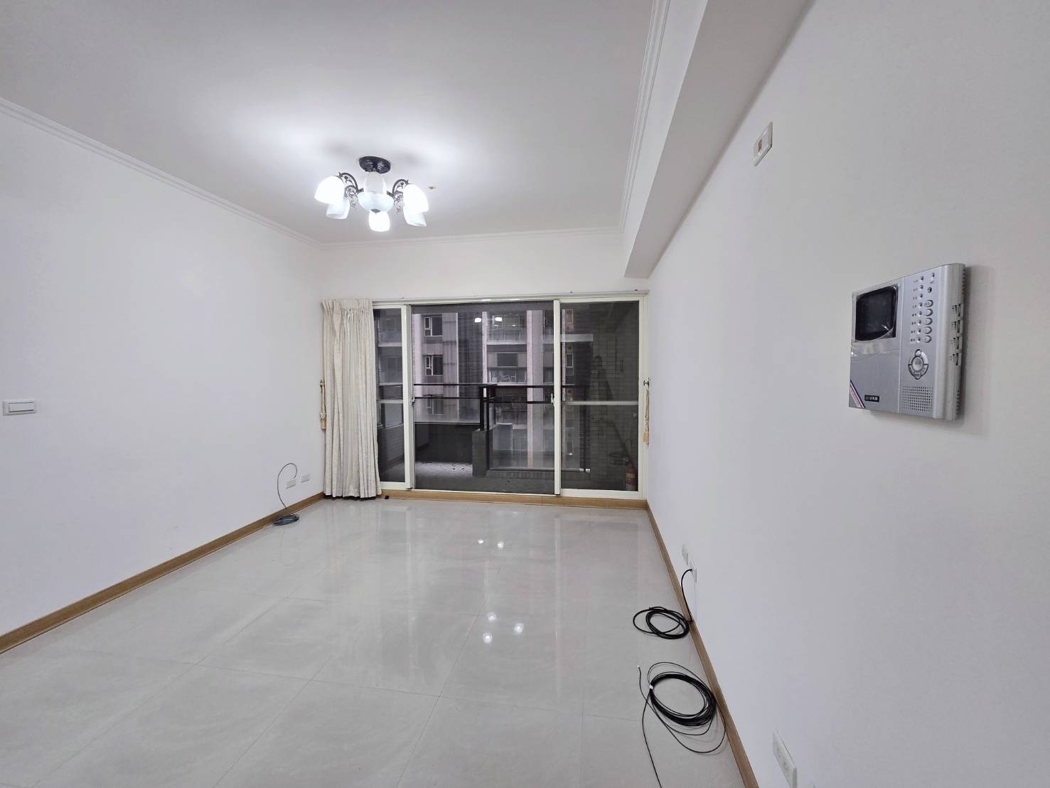 海華SOGO┃國際之星大三房車位