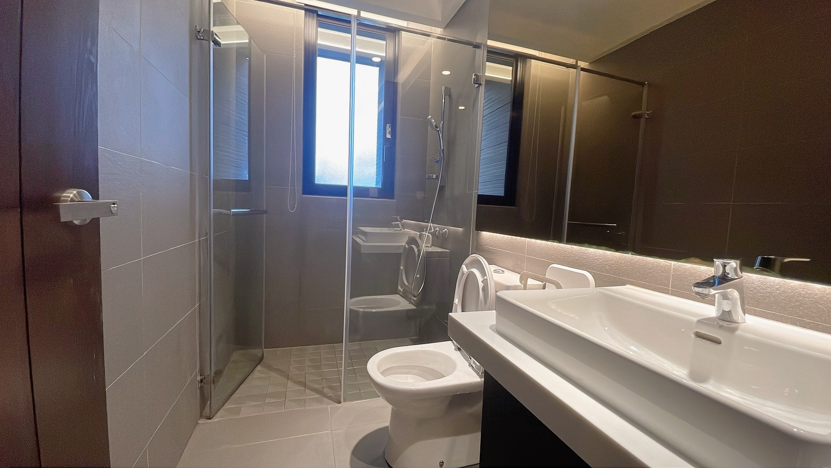 ⭐⭐⭐高鐵青埔禾林RichOne高樓景觀戶2+1房車位