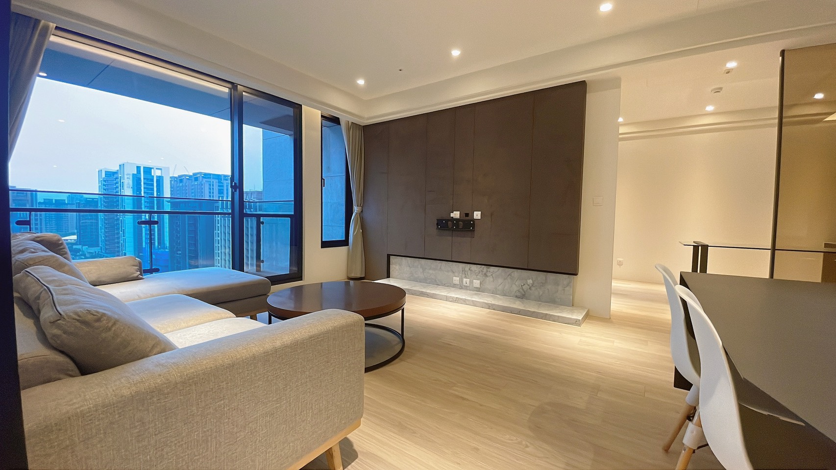 ⭐⭐⭐高鐵青埔禾林RichOne高樓景觀戶2+1房車位