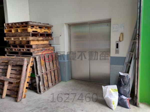 台中精科園區乙種工業三照廠房電梯廠辦