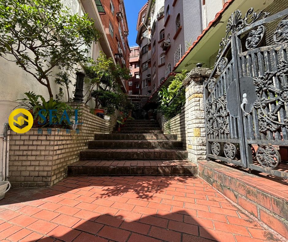 圓璽不動產歐崇安🏡正天母四房三面採光華廈