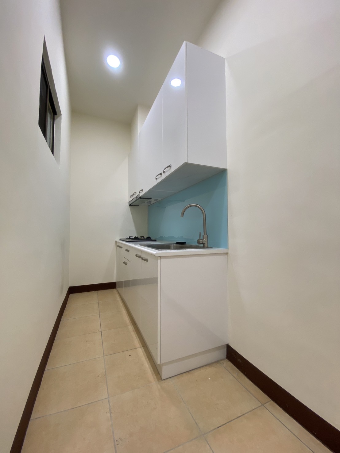 立人學區超值樓店~店住合一