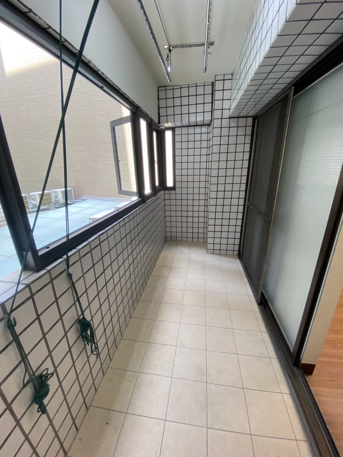 立人學區超值樓店~店住合一