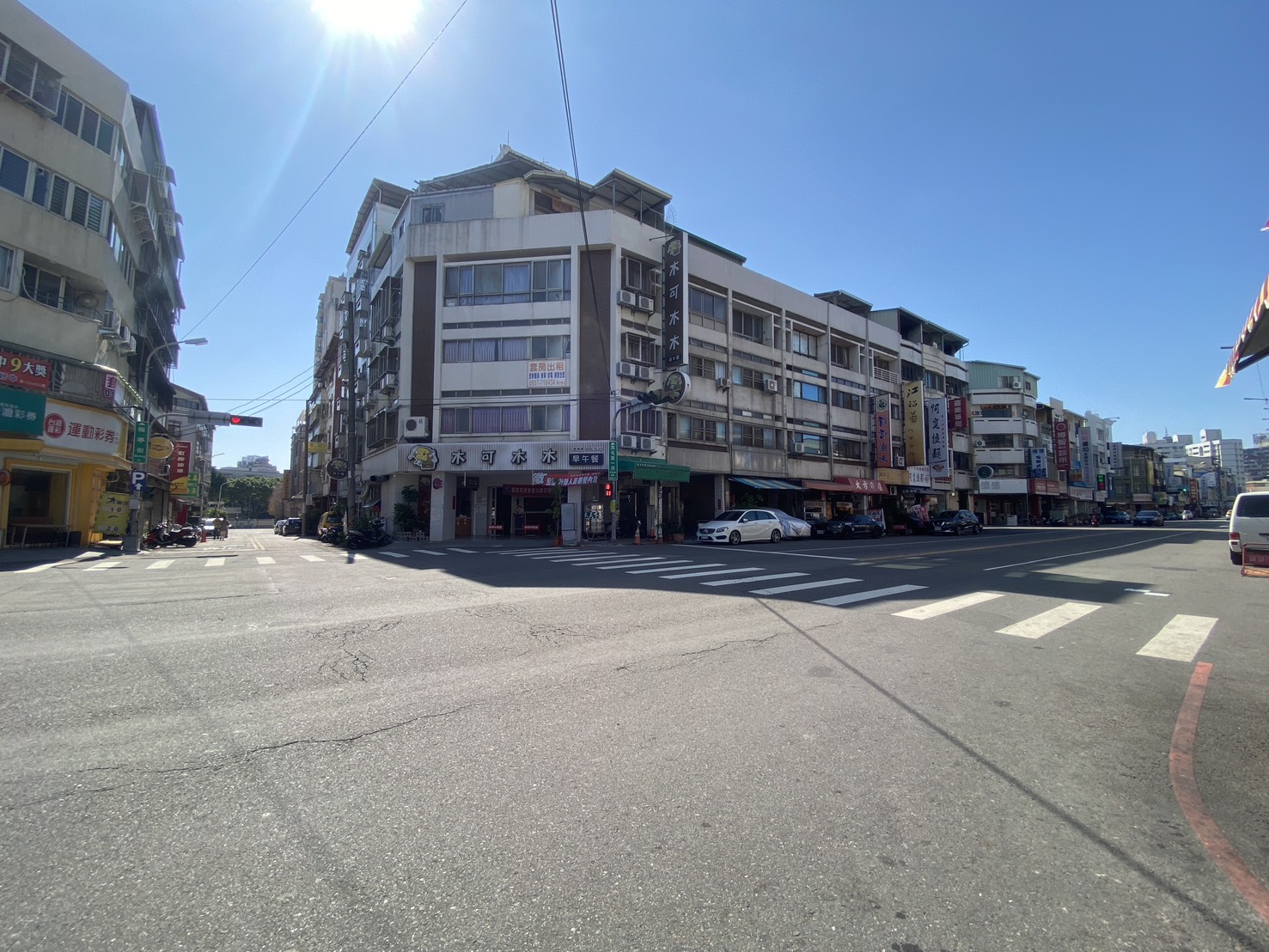 西屯科博館臨路透天~~可店面