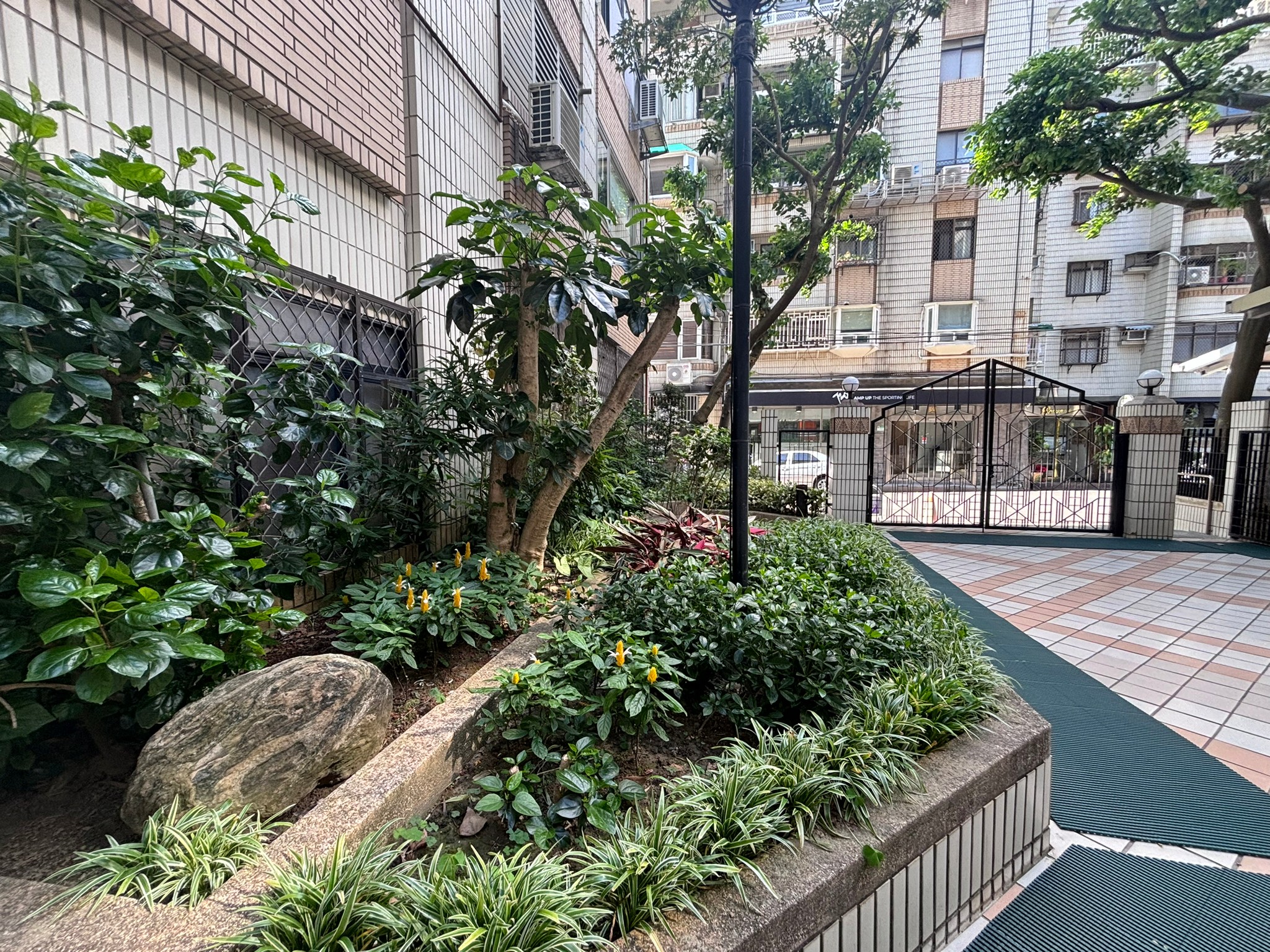 【圓璽不動產】林景易-新第來亨美華夏
