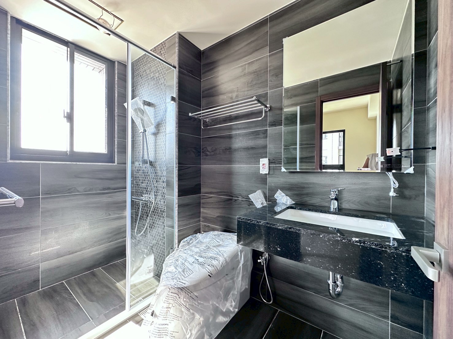 北屯丨機捷特區好市多旁富宇富好全新兩房平車