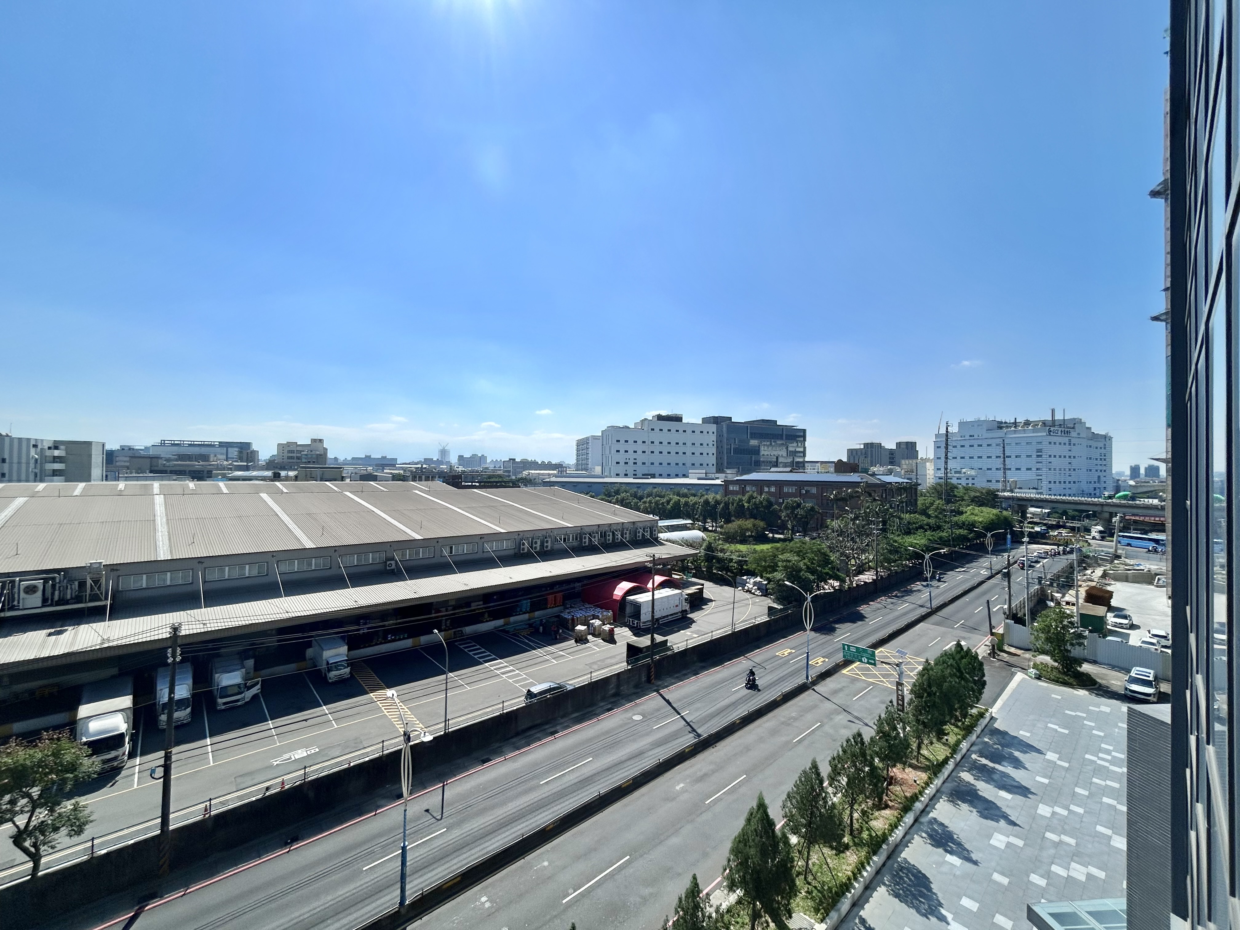 交流道旁ꕤ億聲科技園區全新可廠登辦公室+雙車位