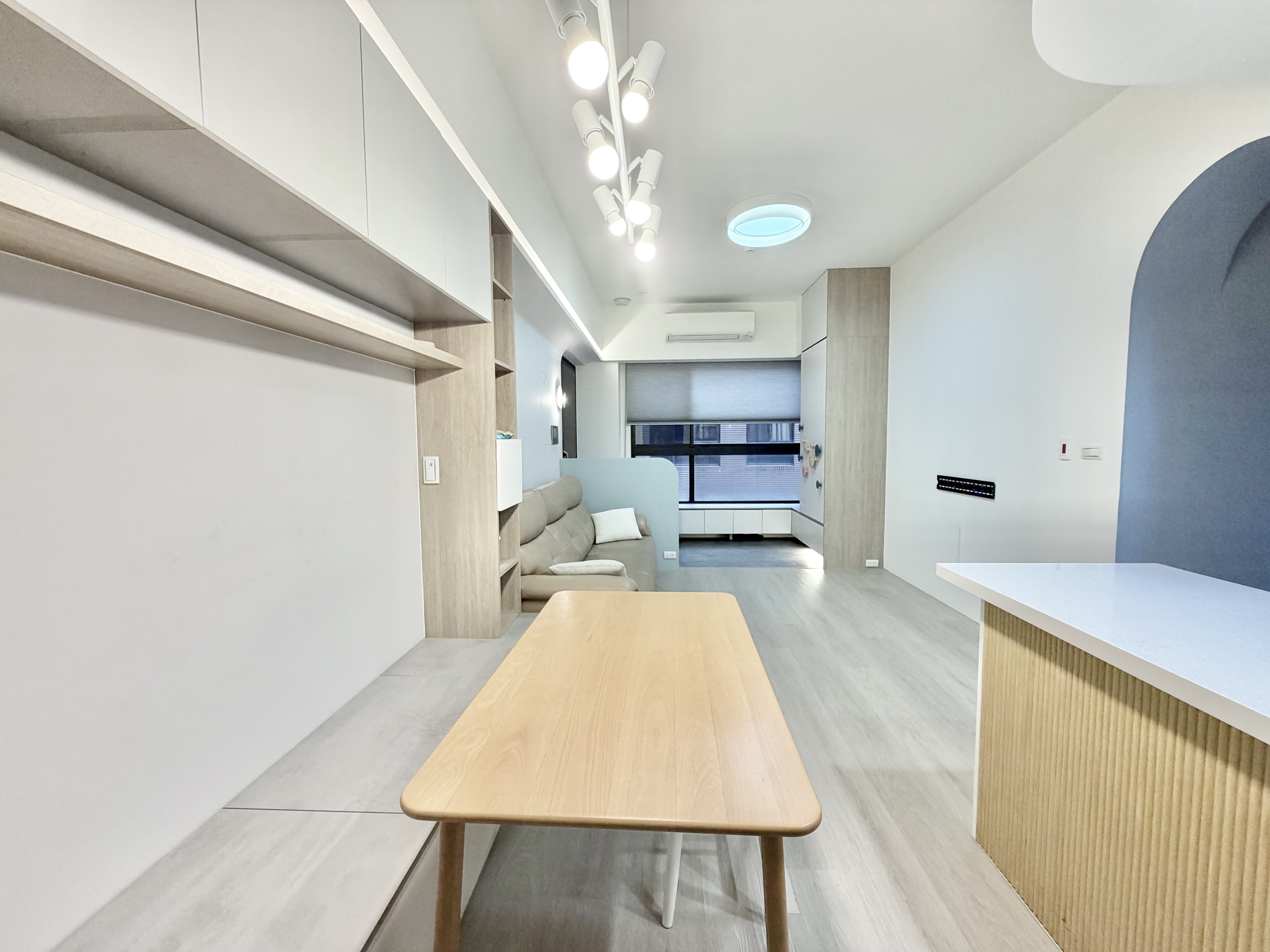 高鐵A18站正蛋黃區ꕤ力璞棧精美裝潢高樓三房車位