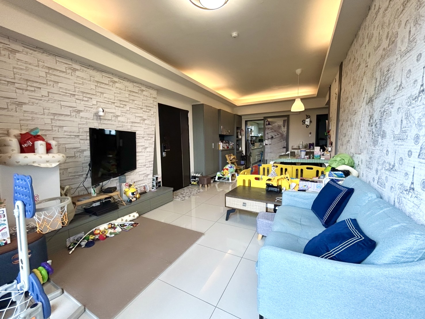 臨近捷運A19站ꕤ花田囍市前後陽台景觀戶精美三房車位