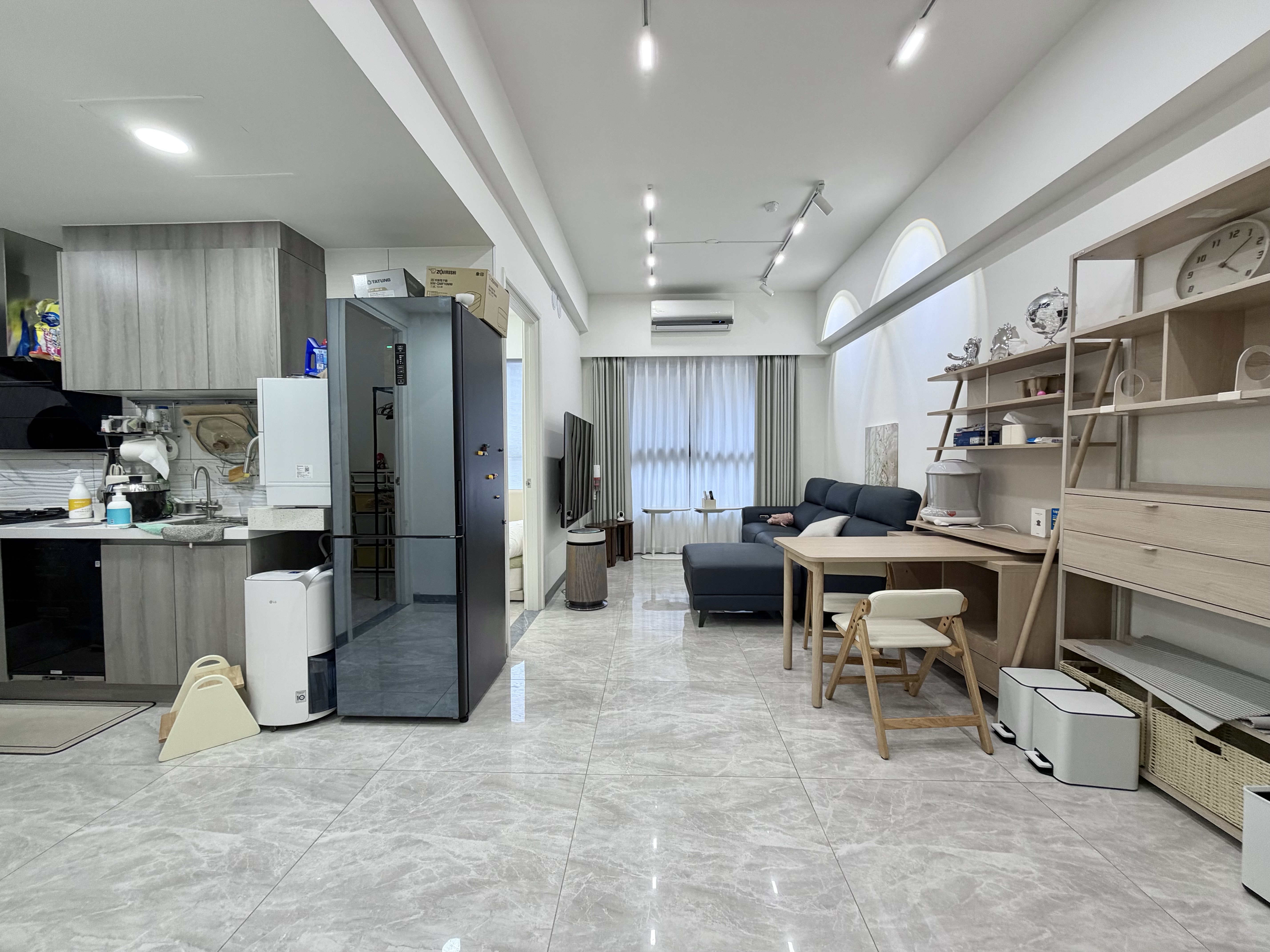 步行350M捷運A19ꕤ威均晶璽雙衛浴精美裝潢大兩房車位