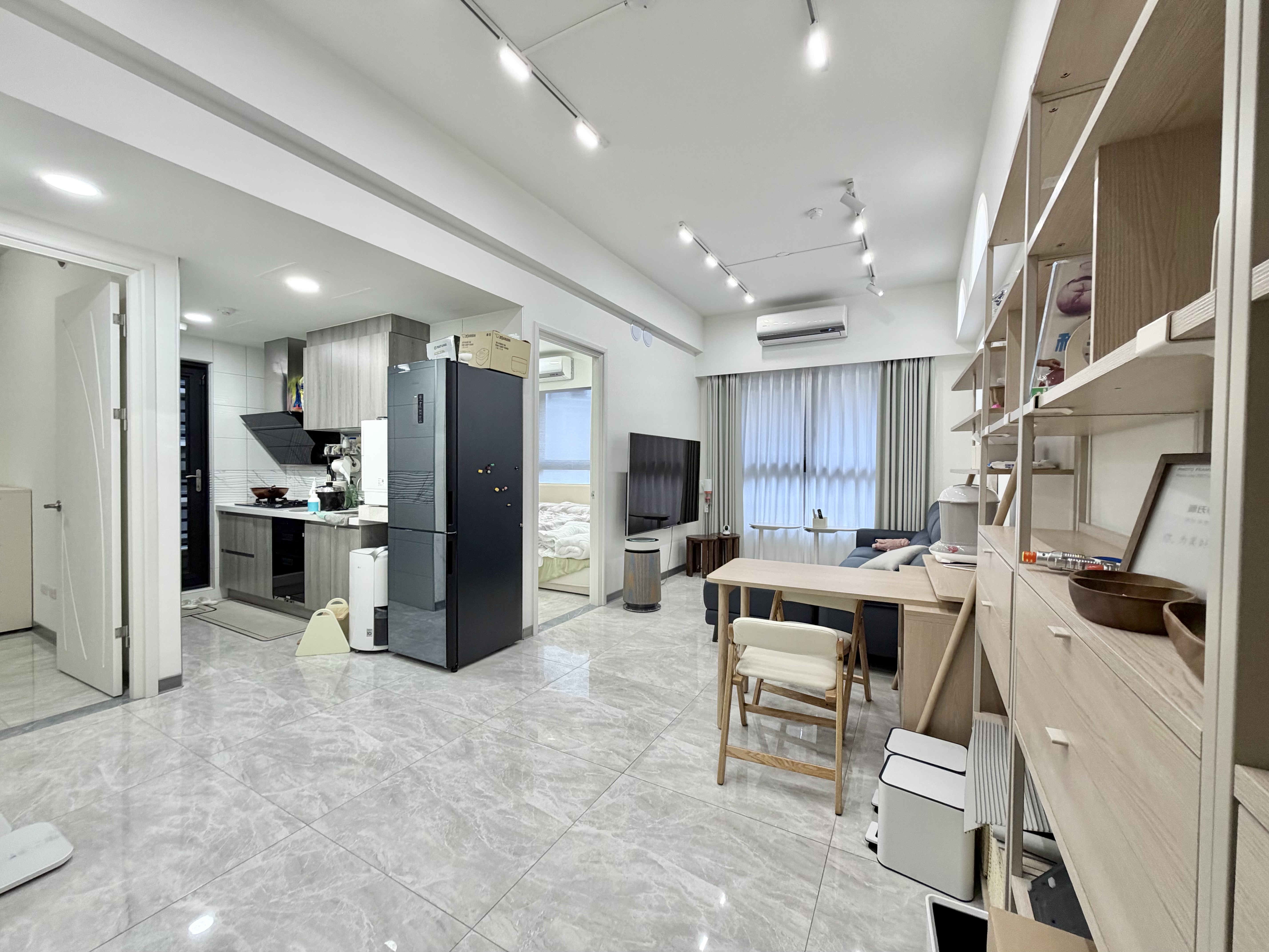 步行350M捷運A19ꕤ威均晶璽雙衛浴精美裝潢大兩房車位