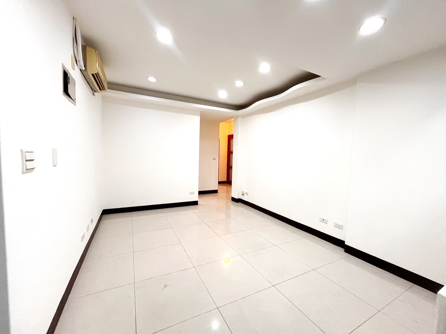 建中街商圈2樓