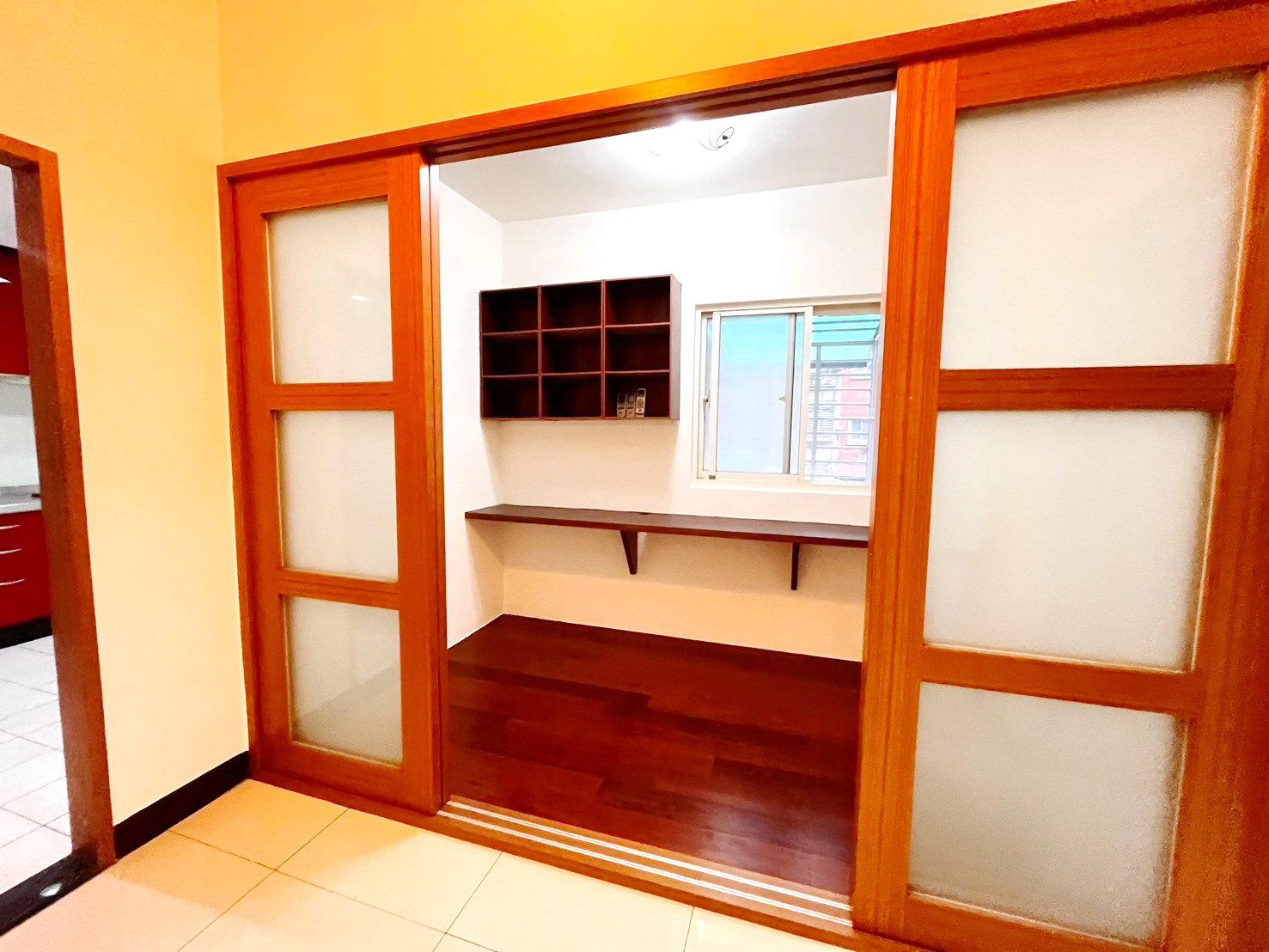 建中街商圈2樓