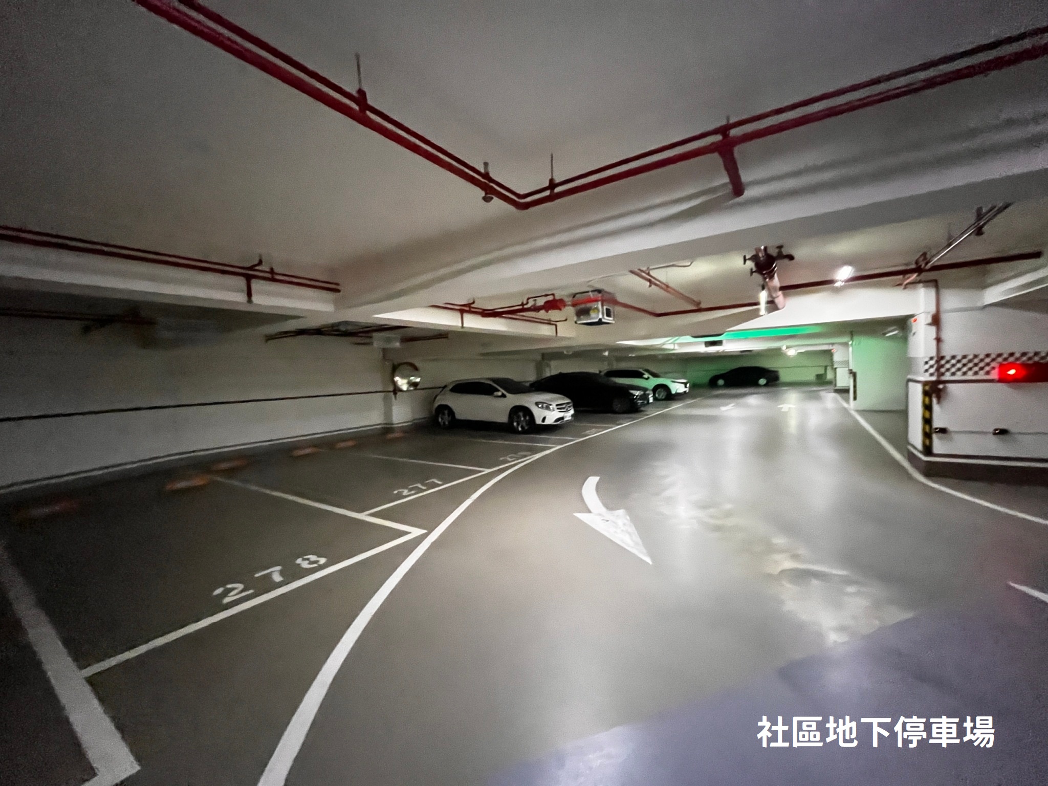 捷運都峰苑一期+車位
