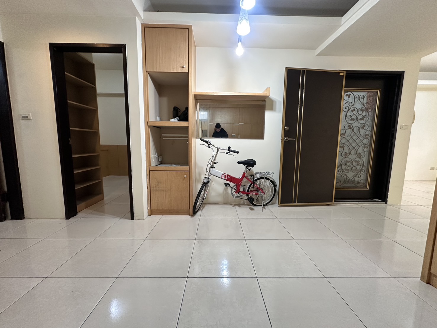 經典歐洲林蔭公園美景三房平車-住商活力小蔣