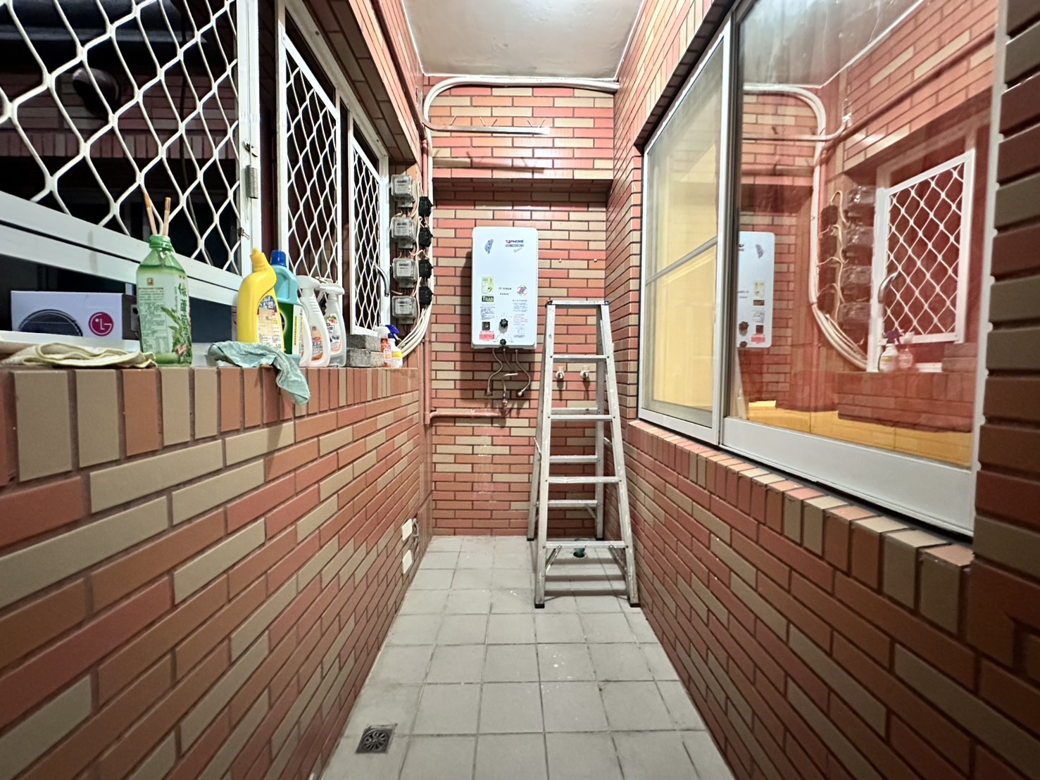 經典歐洲林蔭公園美景三房平車-住商活力小蔣