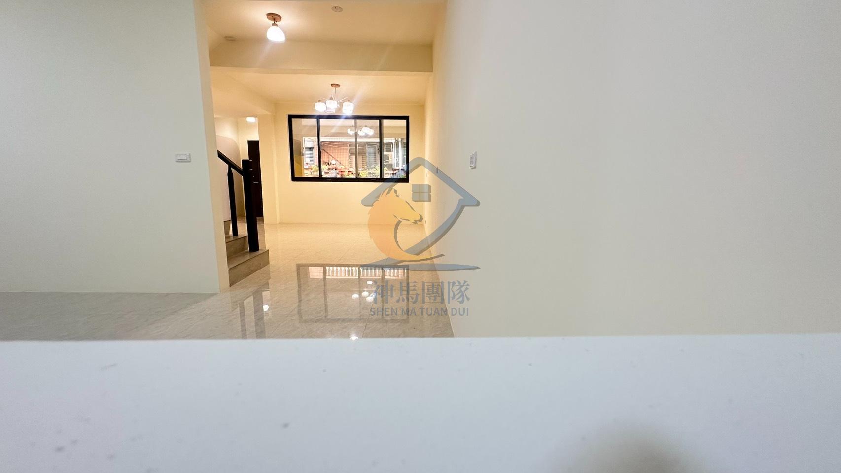 青埔買房買屋 近龍岡國中整新美透天