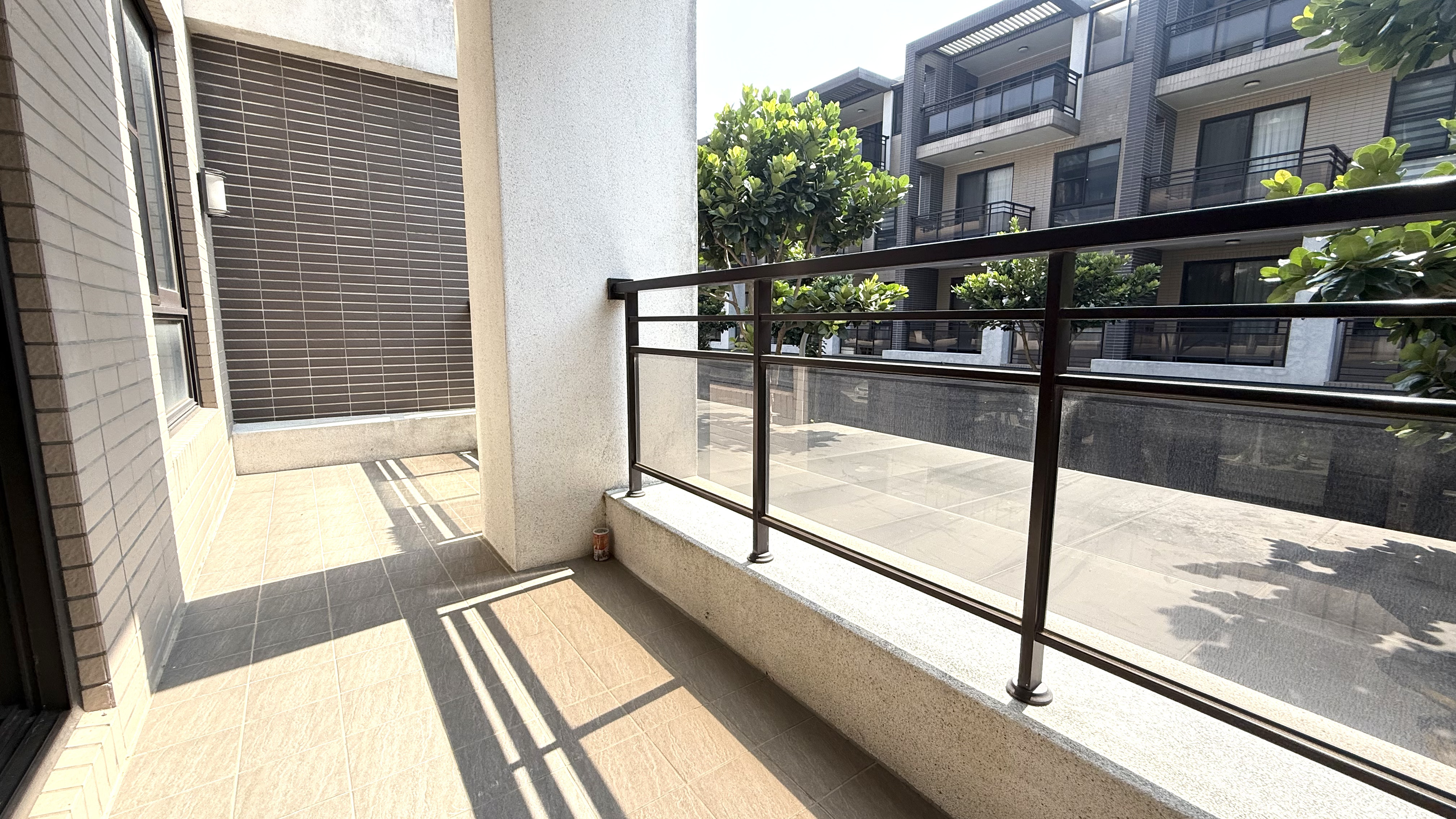 青埔買房買屋 楊梅夢想莊園三期大地坪6米面寬雙車位別墅