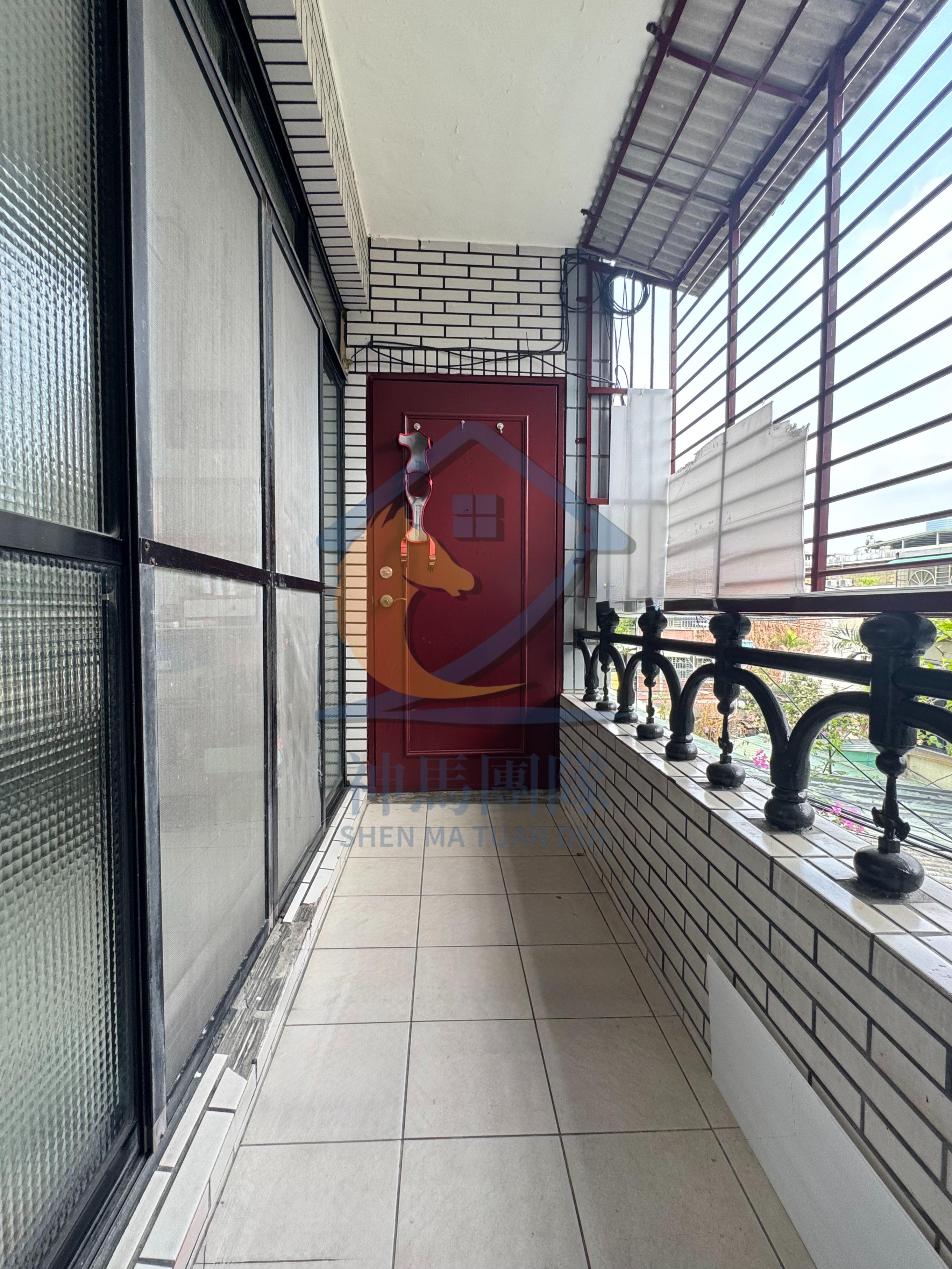 青埔買房買屋 板橋國光國小低總價黃金三樓