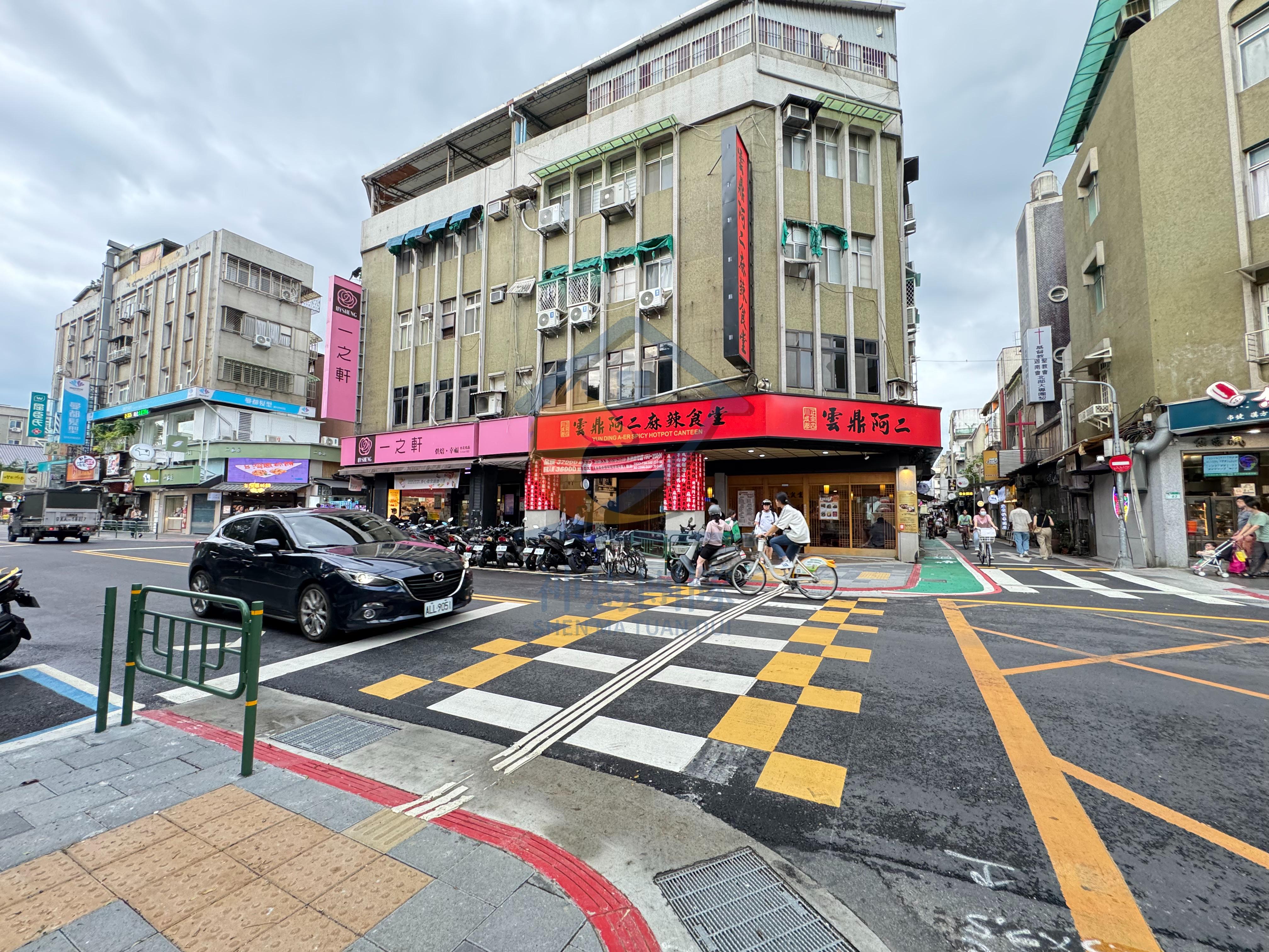青埔買房買屋 師大路商圈9米面寬金店