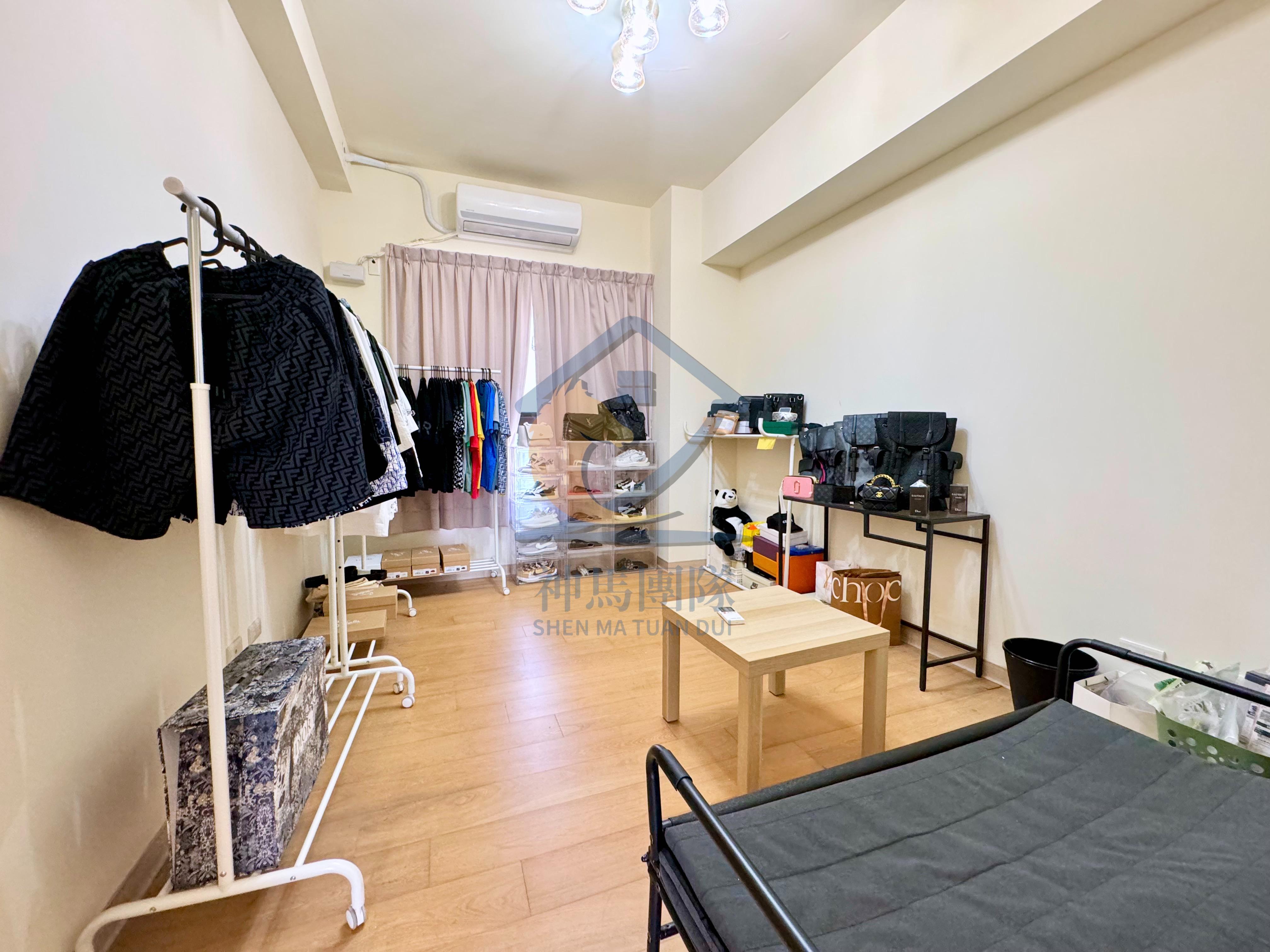 青埔買房買屋 A22捷運1分鐘-傳世一品苑3房＋車