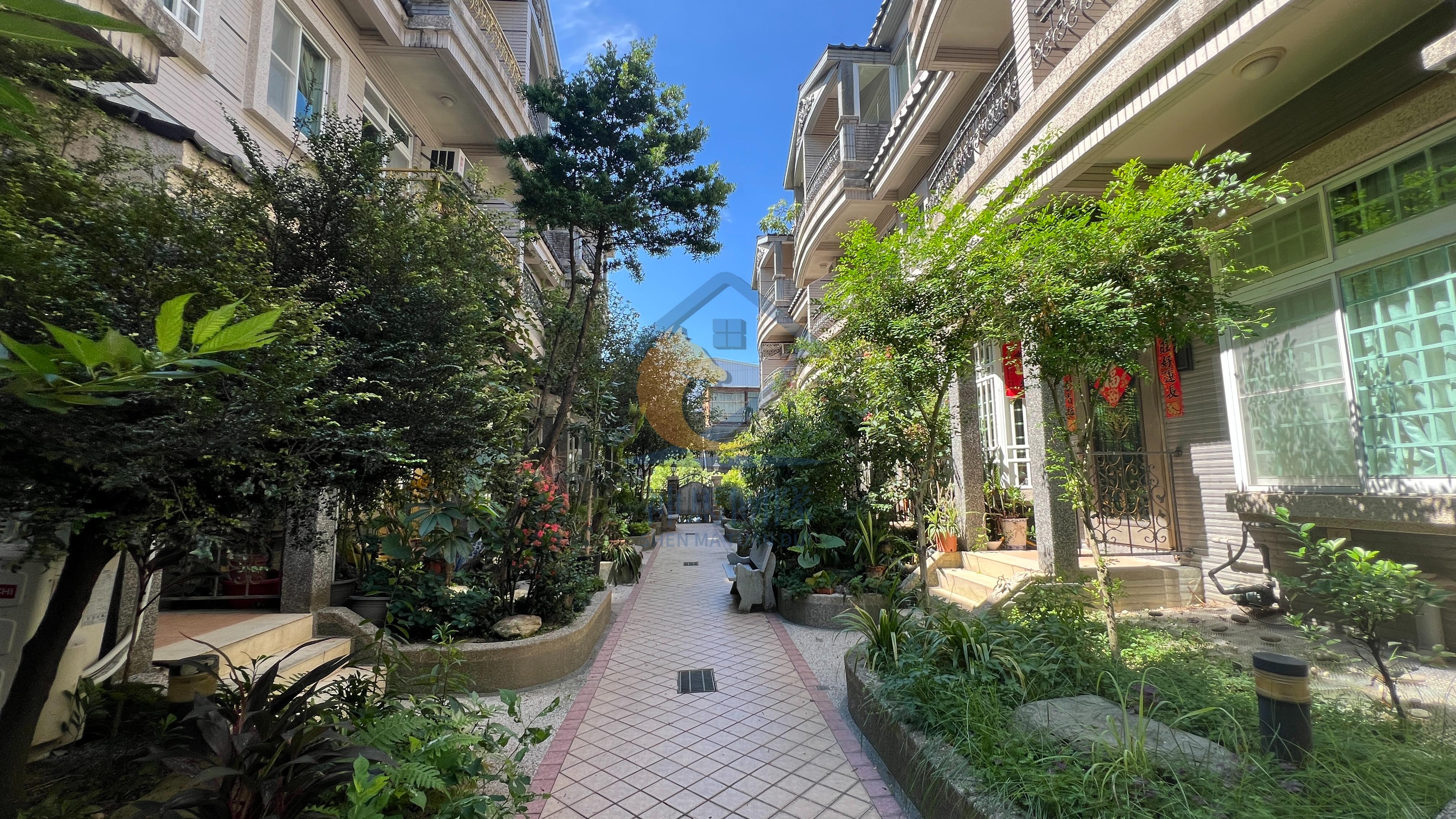 青埔買房買屋 大溪麗景花園雙學區雙車位美別墅