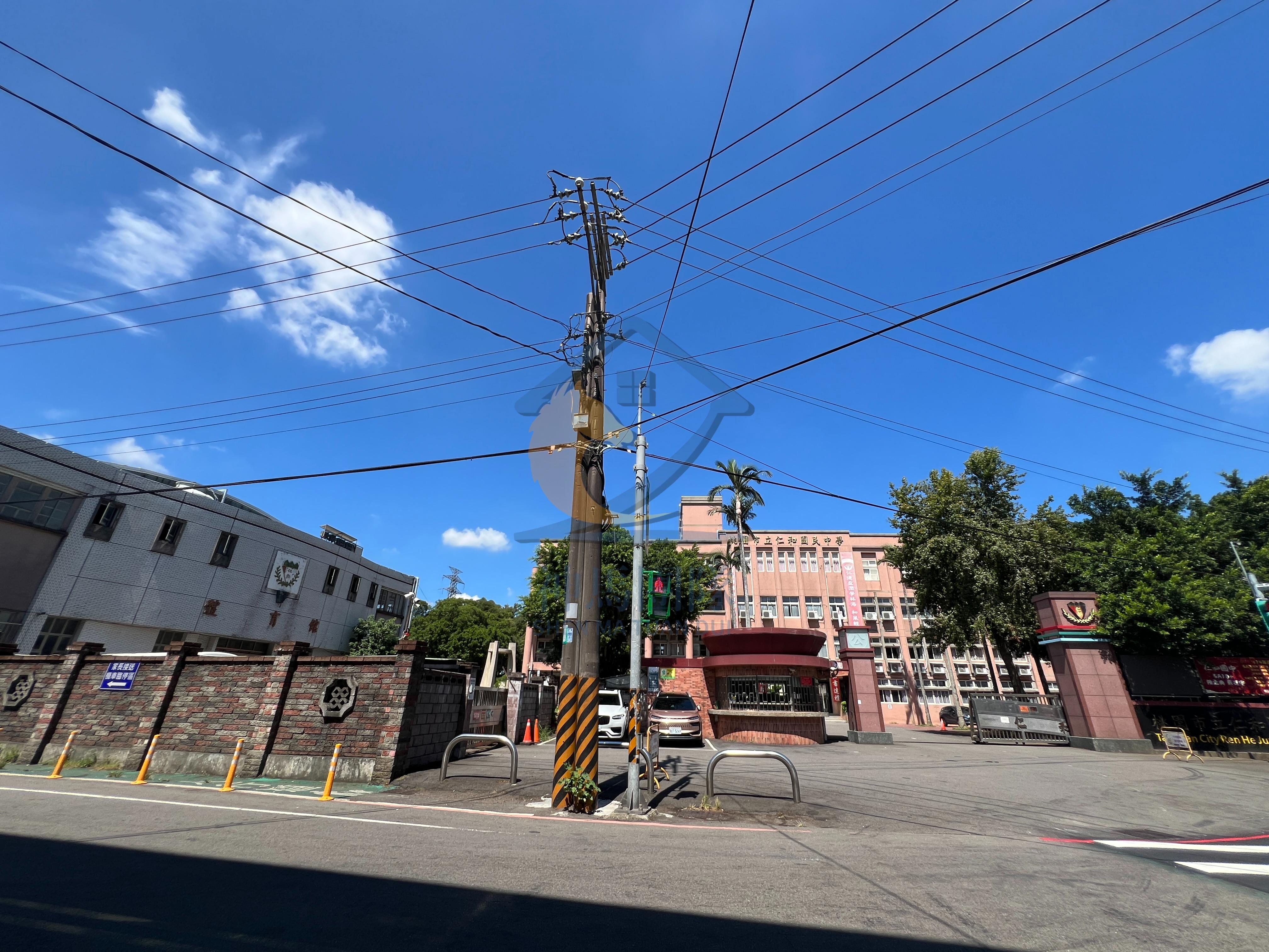 青埔買房買屋 大溪麗景花園雙學區雙車位美別墅