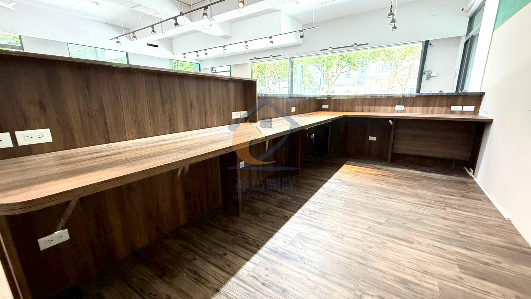 青埔買房買屋 青埔A18-曜建築店面出售