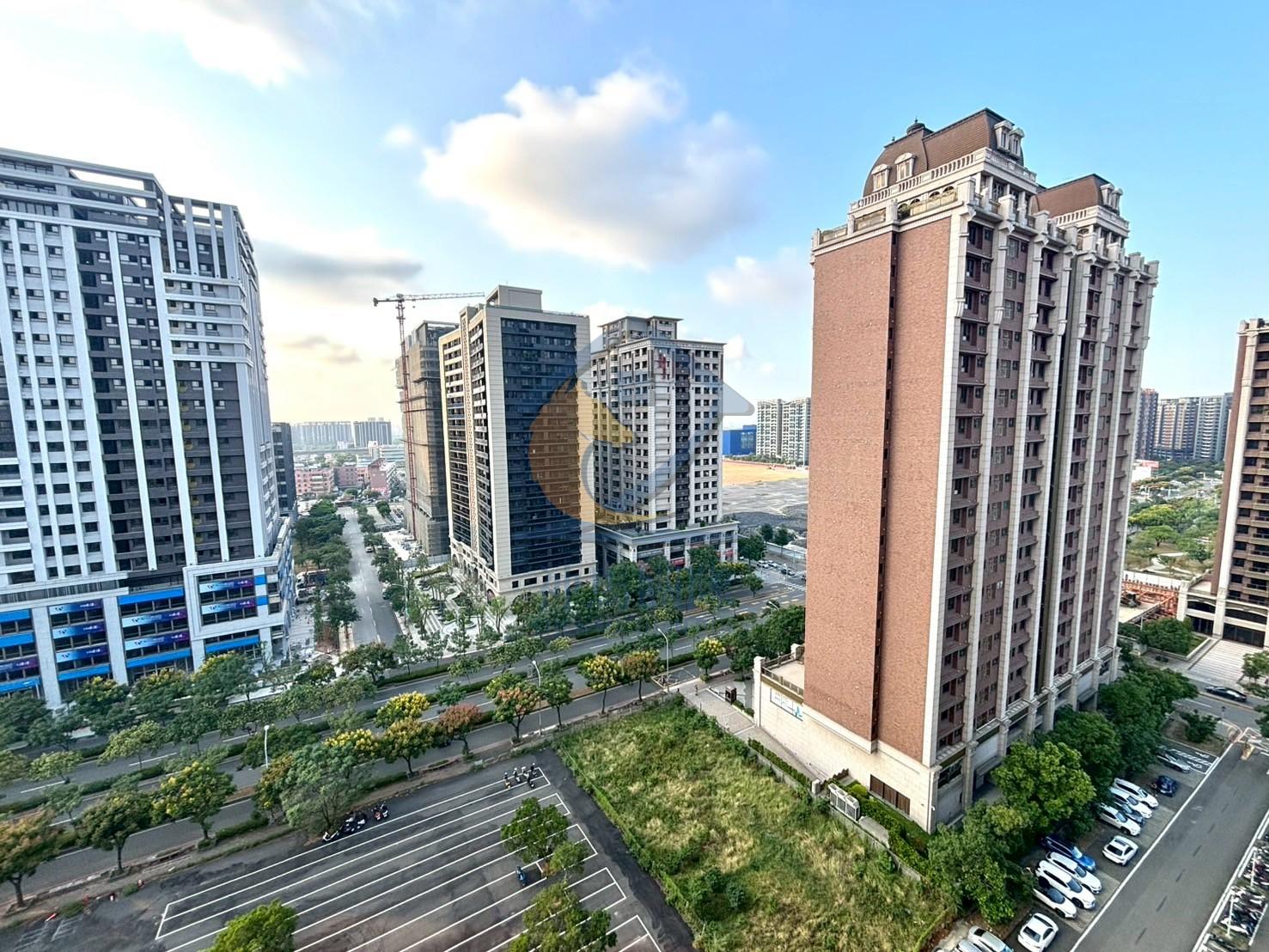 青埔買房買屋 A18國品苑高樓層景觀3房車