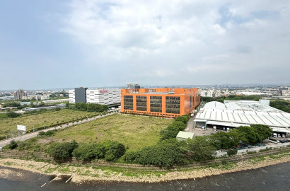 青埔買房買屋 青埔A18櫻花緻頂樓三房車