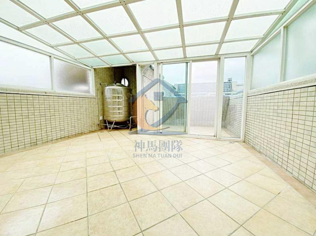 青埔買房買屋 過嶺雙車透天別墅