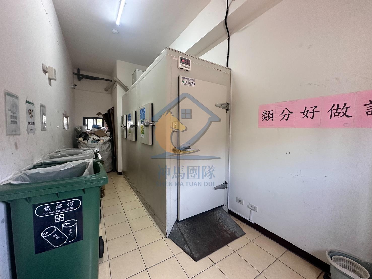 青埔買房買屋 過嶺 百萬裝潢店住+車位