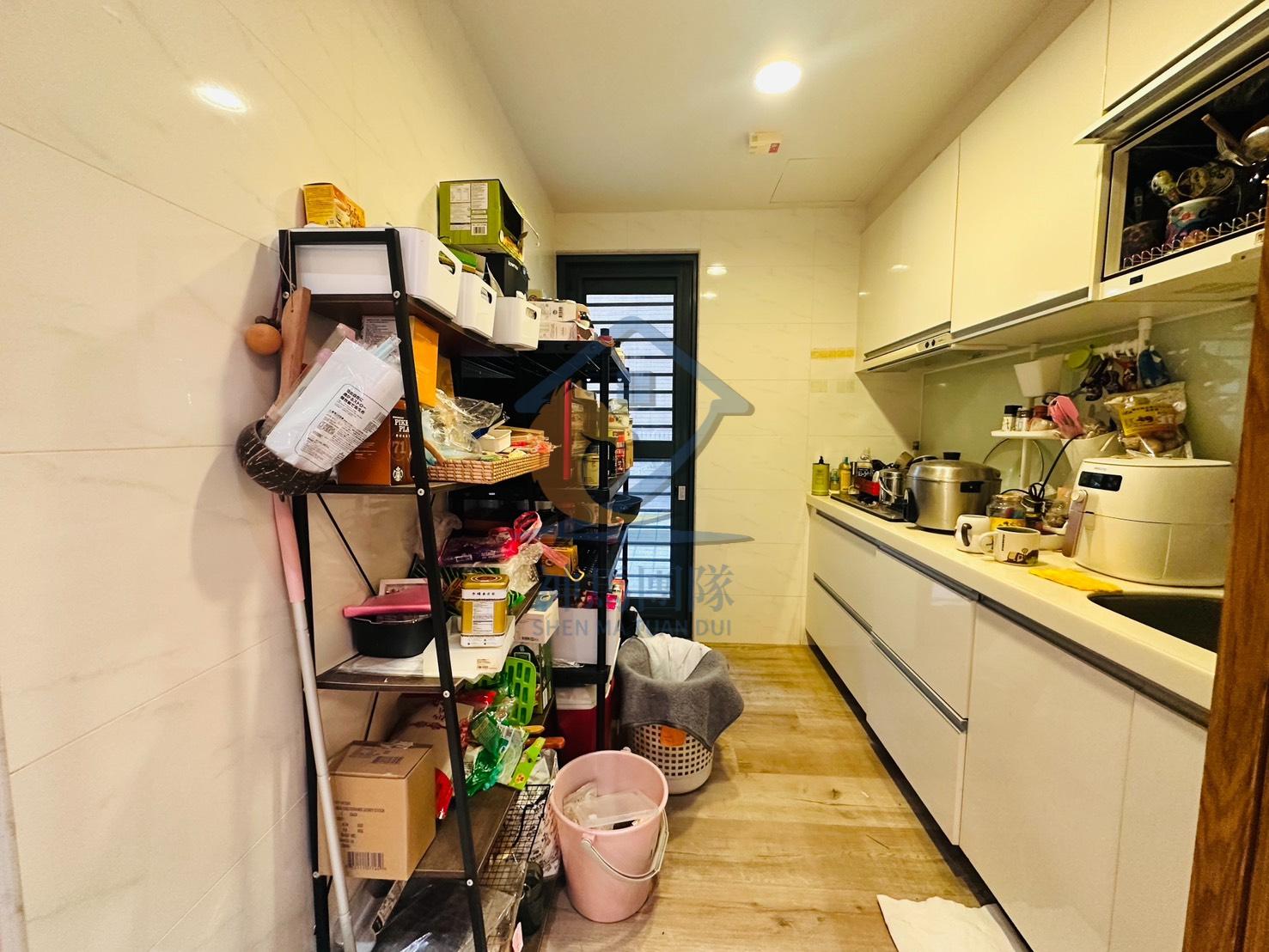 青埔買房買屋 過嶺 百萬裝潢店住+車位