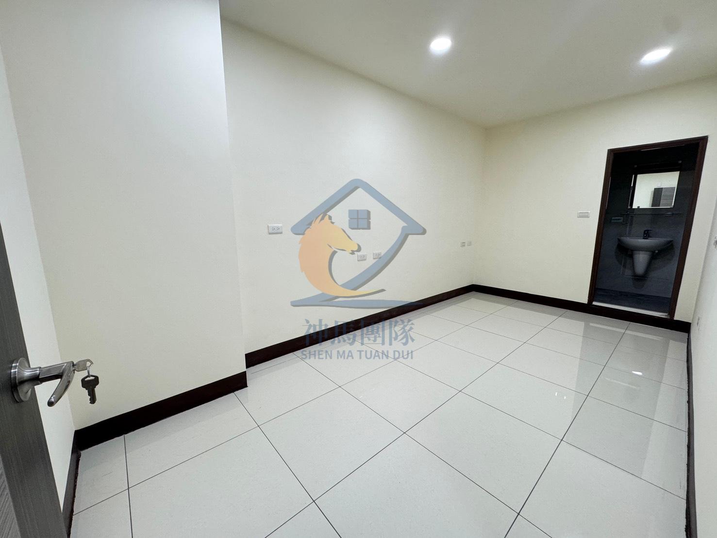 青埔買房買屋 大湳商圈整新透天