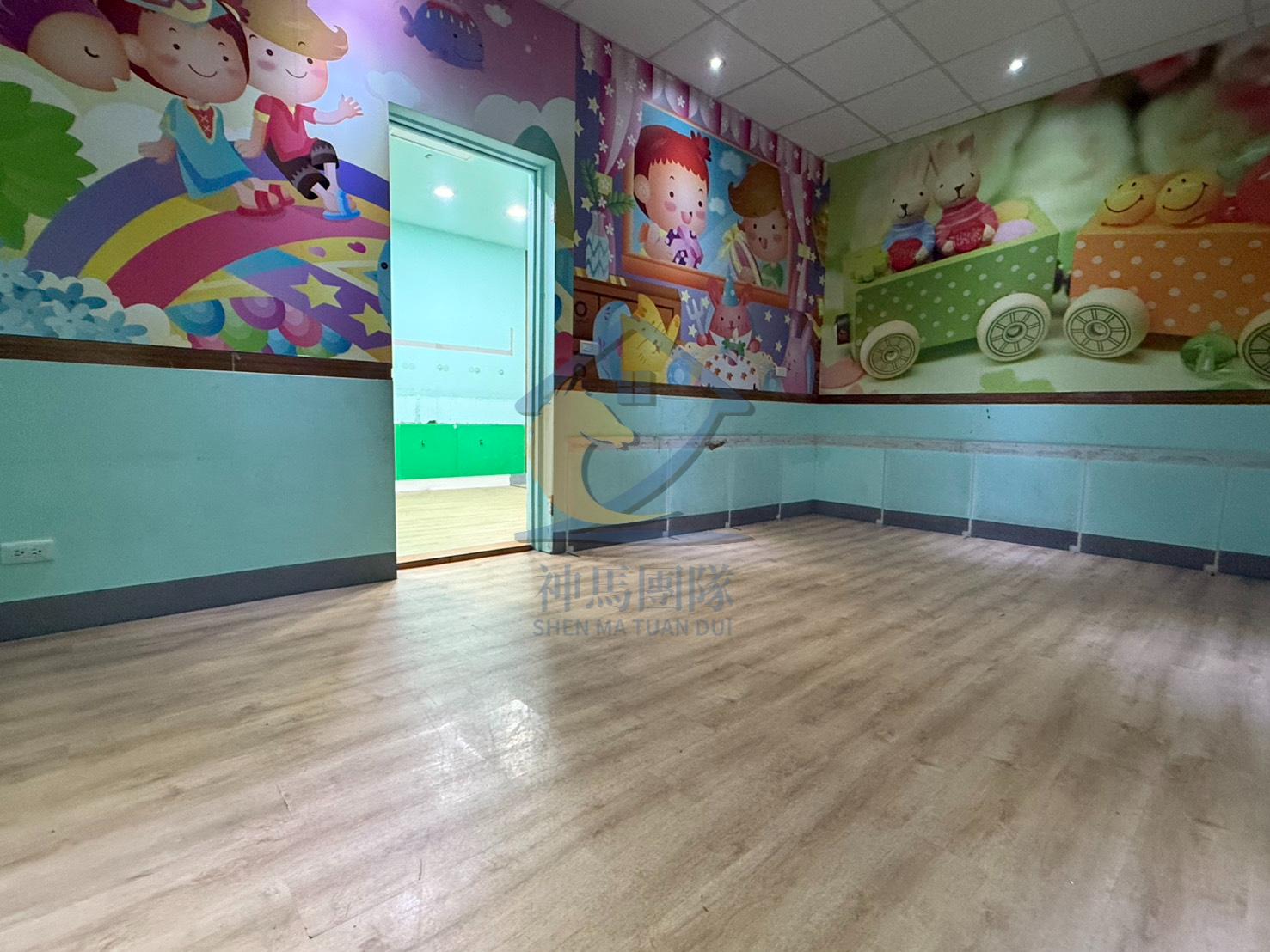 青埔買房買屋 大竹國小大面寬金透店近百坪
